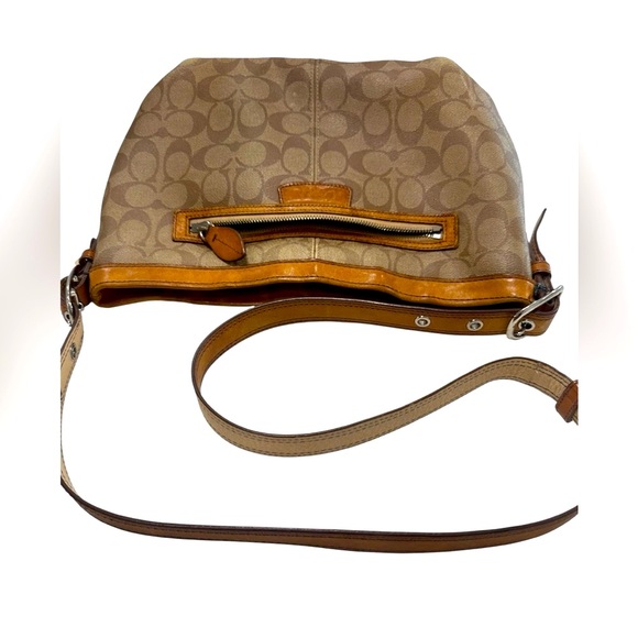 Coach Vintage Signature Shoulder Bag
